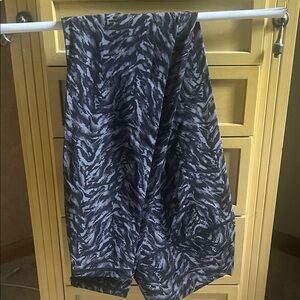 Varley Black and Gray Patterned Leggings